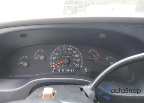 1997 Ford Club Wagon Xl/Xlt z USA, uszkodzony, nr VIN 1FBJS31L2VHA99409